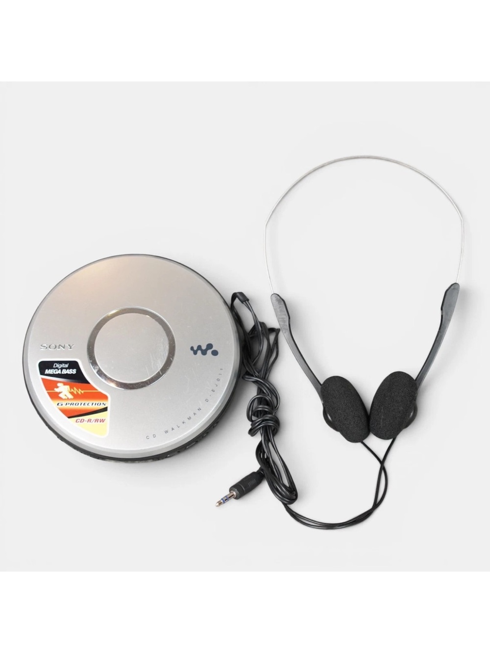 Sony D-EJ011 CD Walkman Portable CD Player Discman Silver W/ Headphone Tested